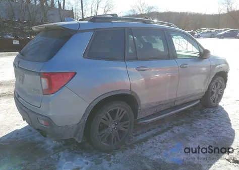 2019 Honda Passport Sport z USA, uszkodzony, nr VIN 5FNYF8H20KB022784